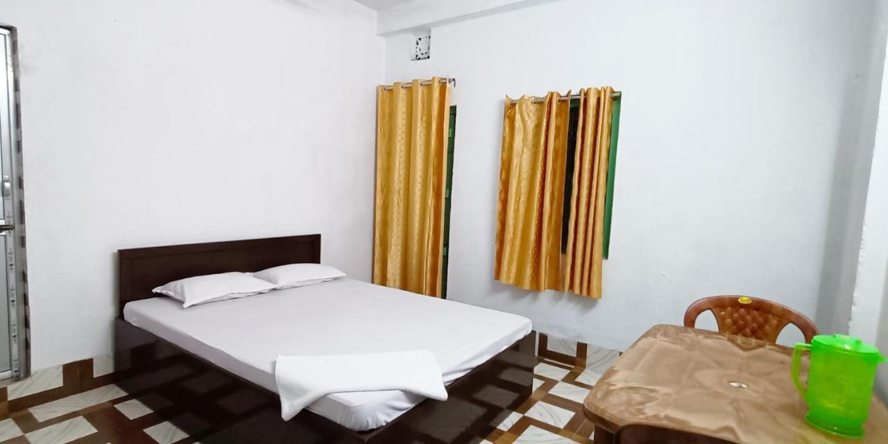 Bagdogra Home Stay - Near Airport Extérieur photo